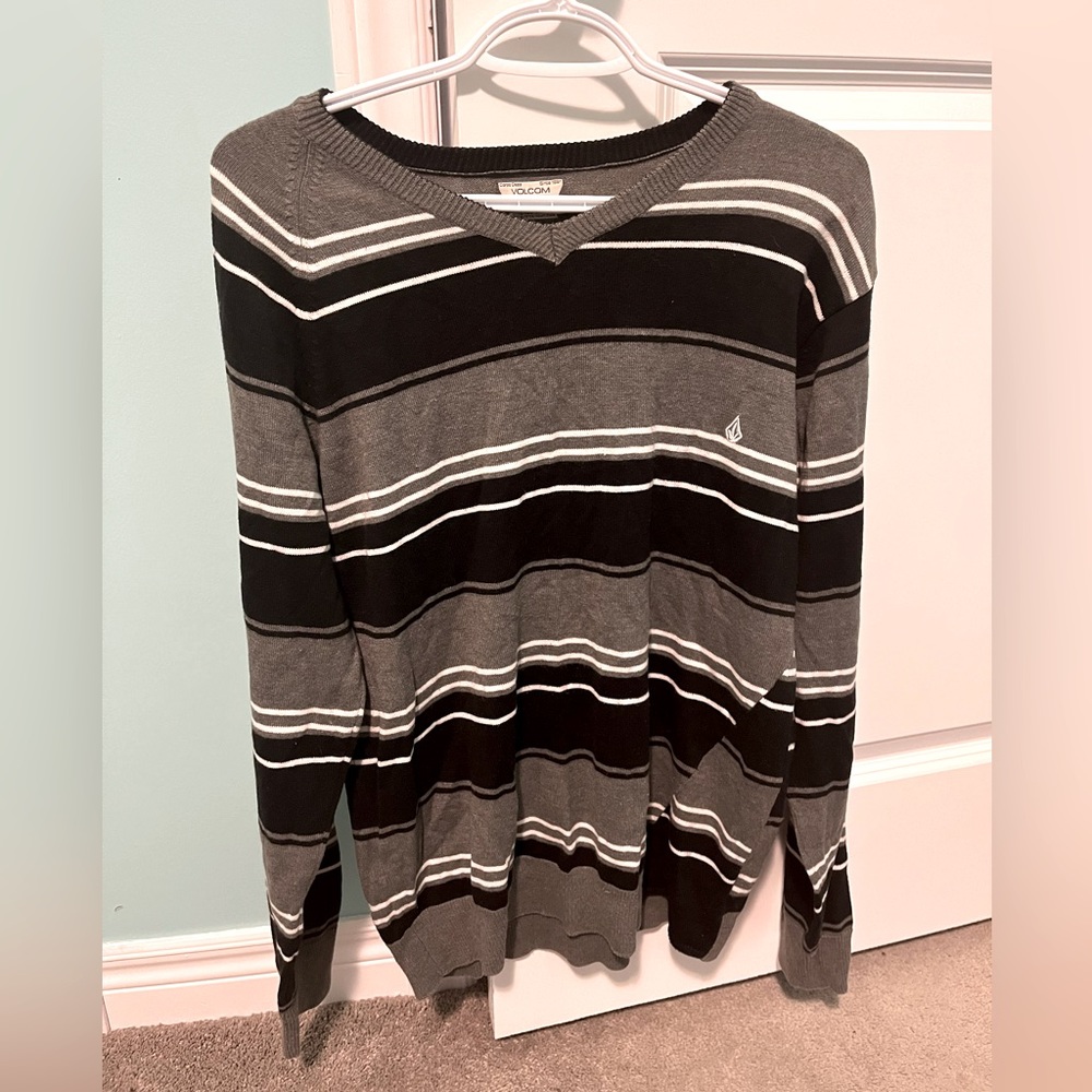 Volcom medium sweater